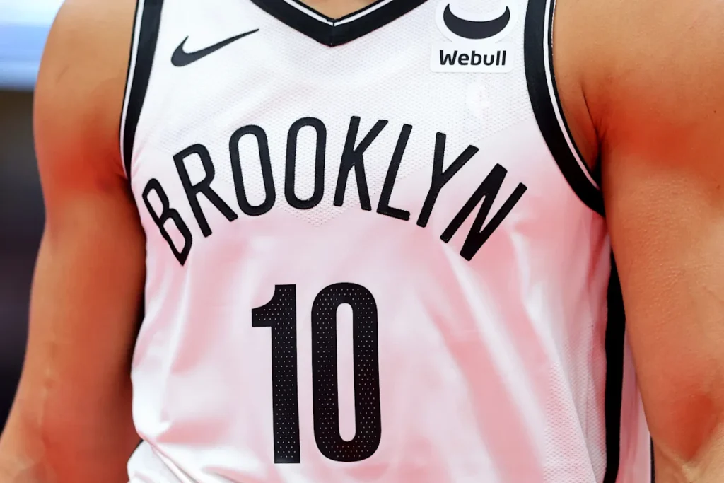 N°50 de l'histoire du maillot des Brooklyn Nets - Reggie