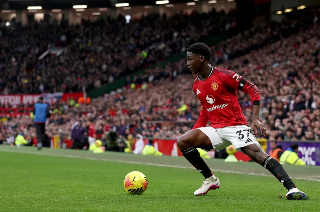 🚨 OFFICIEL : Manchester United a prolongé le contrat de