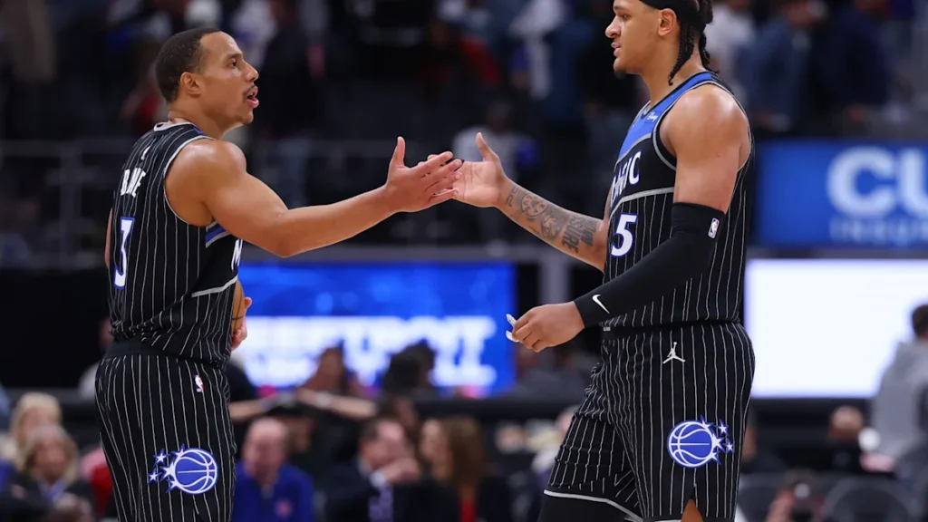 Orlando intimide Detroit, tête de série, et bouleverse le premier