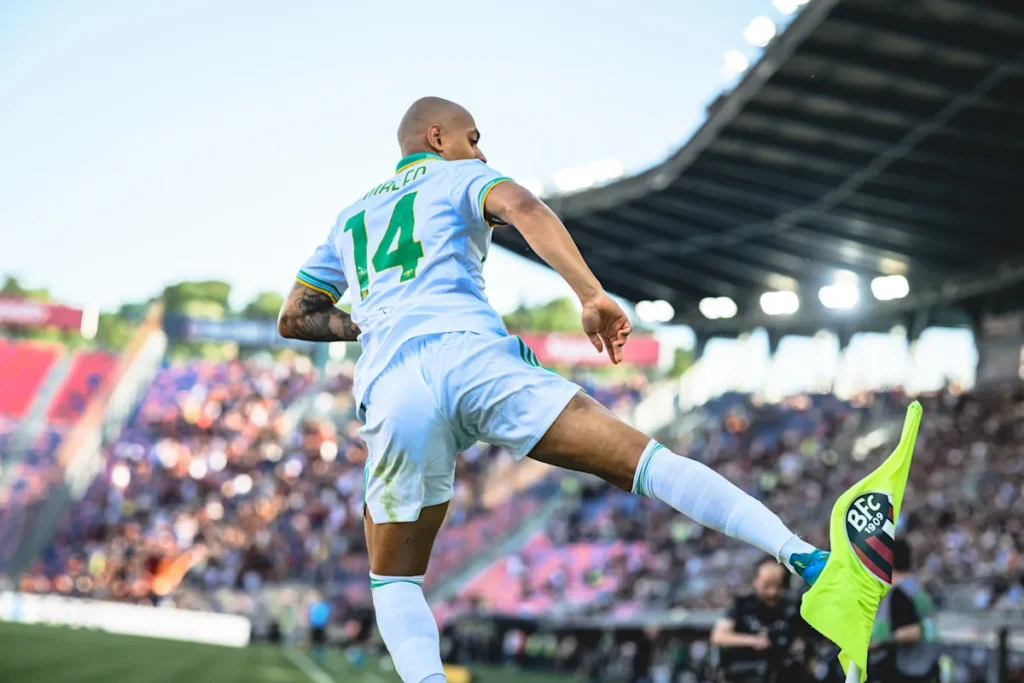 Pécheurs et Saints : Bologne 0, Rome 2