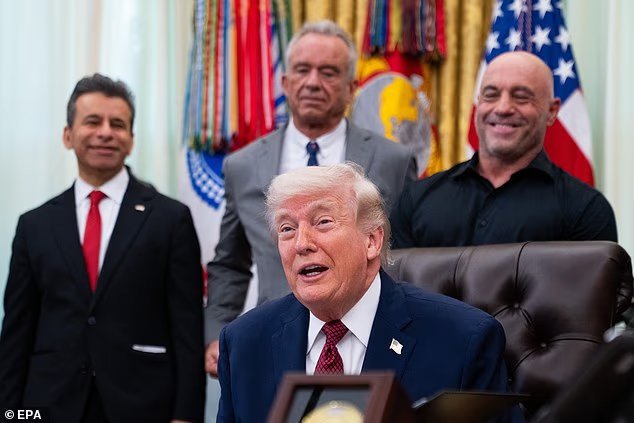 Quatre actions augmentent alors que le président Trump prépare UN