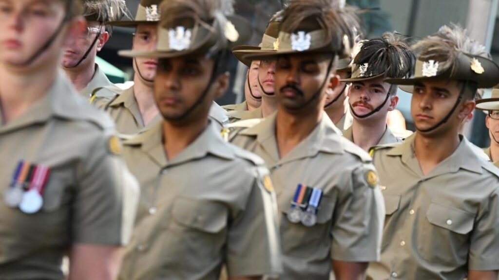Qué está abierto y cerrado este fin de semana festivo