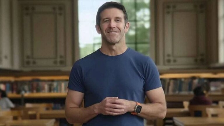 Qu'est-ce que John Ternus, l'ingénieur qui a remplacé Tim Cook