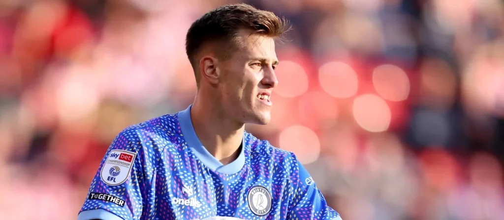 Radek Vitek : la starlette de Manchester United aide l'équipe