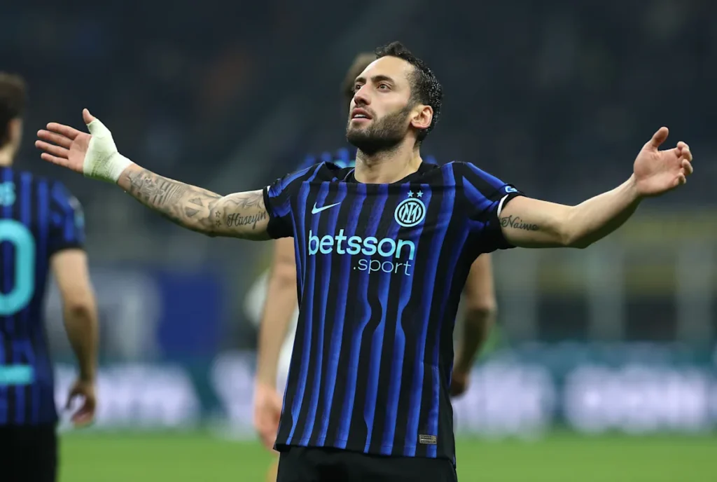 Rapport - L'Inter Milan prêt à garder la superstar turque