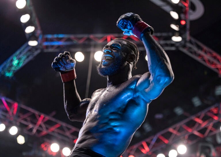 Résultats de l'UFC Vegas 116 : Aljamain Sterling bat Youssef