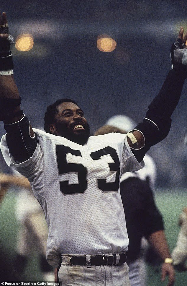 Rod Martin, ancienne star de la NFL et double vainqueur