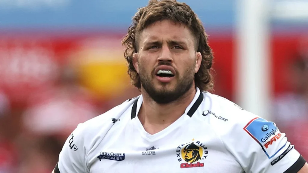 Root suspendu suite à une commotion cérébrale de son "ami"