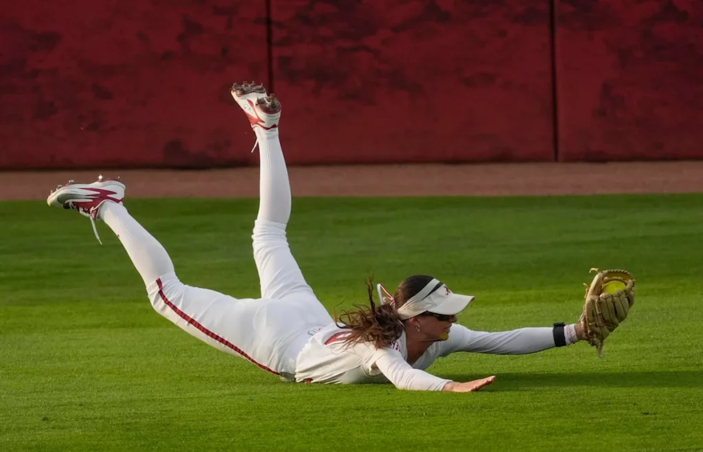 SEC Softball Power Rankings : l'Alabama bat le Texas pour la
