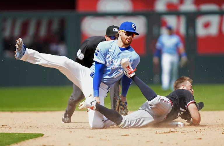 Sans vouloir vous offenser, le circuit tardif du Minnesota dévaste