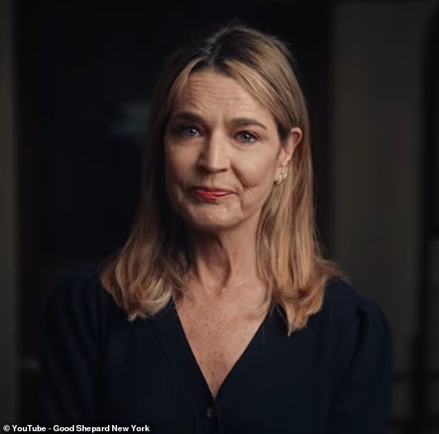 Savannah Guthrie retient ses larmes en décrivant sa « profonde