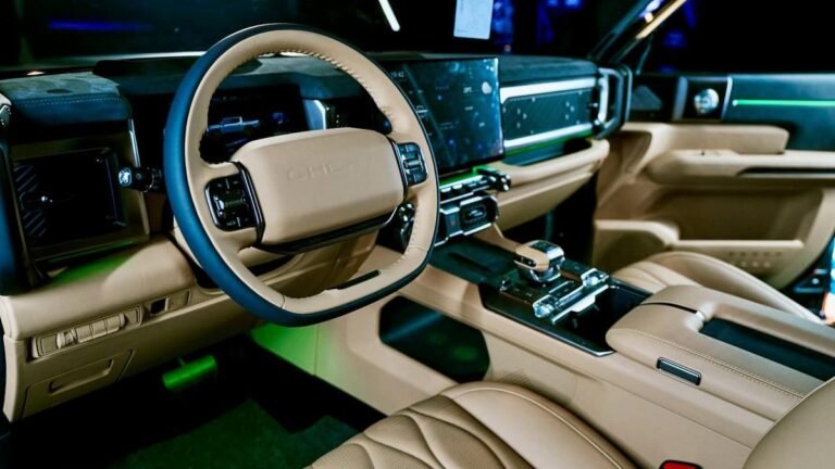 Se ha revelado el interior de la primera ute híbrida