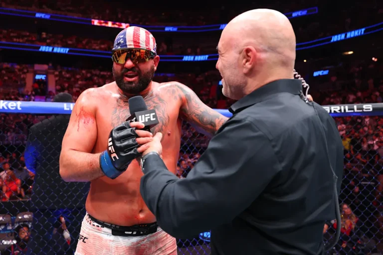 Spectacle d'après-combat de l'UFC 327 : réactions au KO sauvage de
