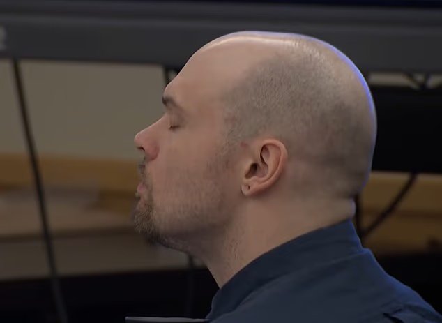 Strand Live devient sombre alors que l'horrible audio d'Athena, 7