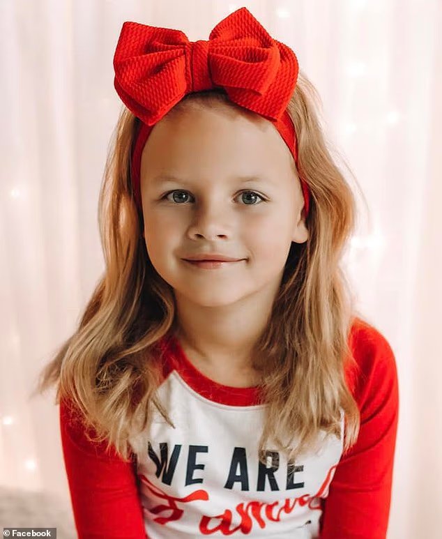 Tanner Horner, chauffeur de FedEx, a chanté "Jingle Bell Rock"