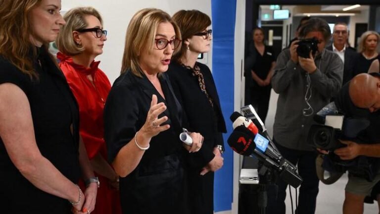 Tres parlamentarios victorianos de alto rango abandonaron la política y