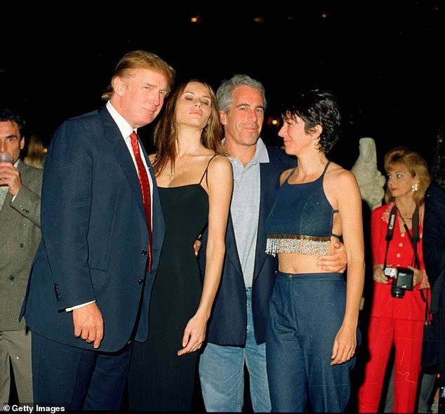 Trump dit que Melania "avait le droit" de parler d'Epstein,