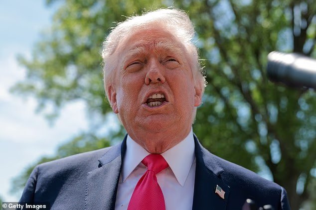 Trump révèle que l'Iran a accepté de GELER son programme