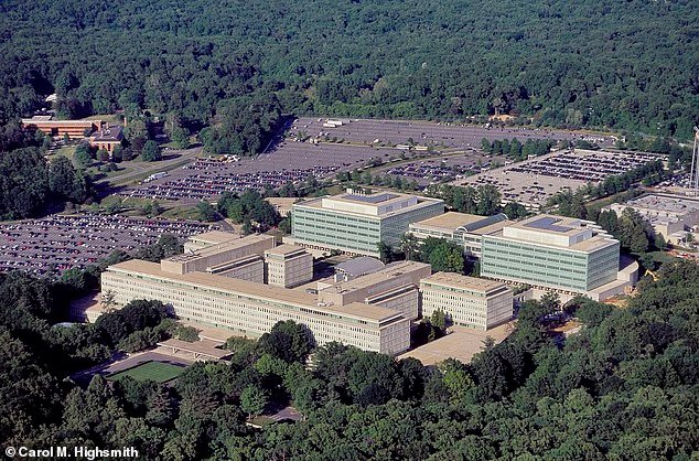 Un Texas a été accusé d'avoir pénétré par effraction dans