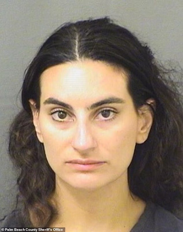 Un couple du Midwest s'est faufilé dans une chambre d'hôtel