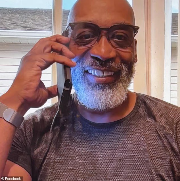 Un pasteur d'un célèbre village de retraités a été arrêté