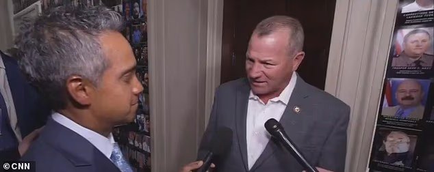 Un républicain du Texas qualifie Trump de « presque la