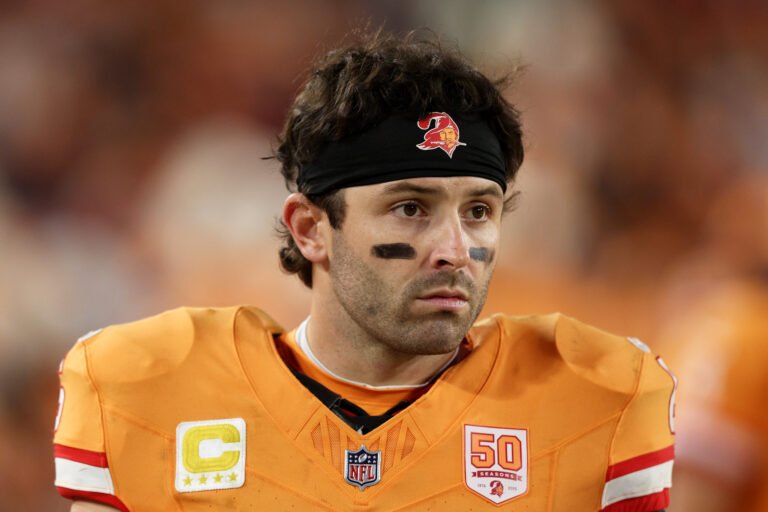 Une ancienne star de la NFL défend Baker Mayfield après