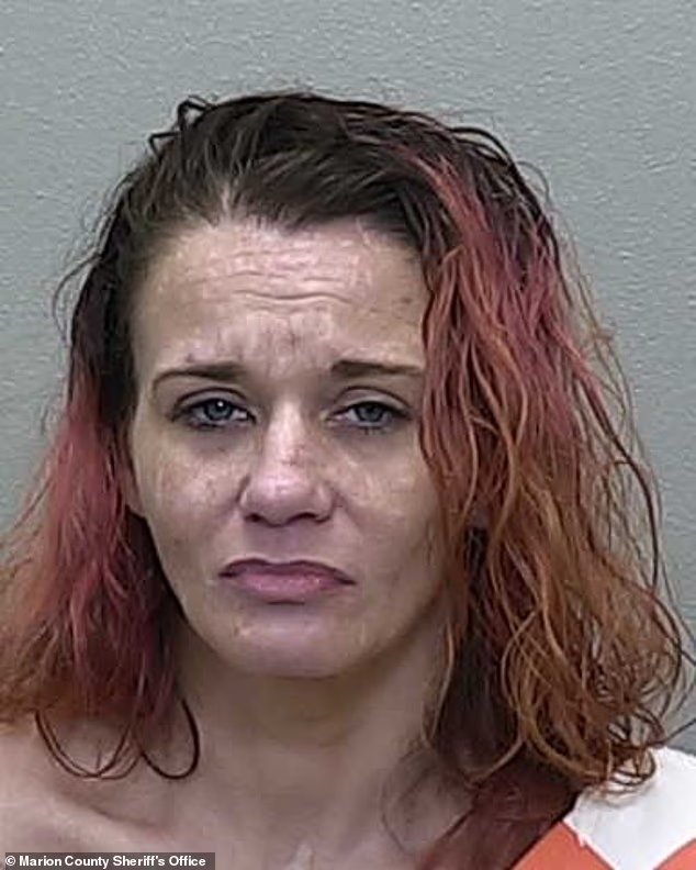 Une femme accusée d'avoir squatté une maison en Floride avant