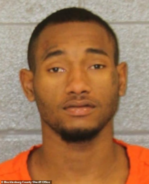 Une femme de Caroline du Nord fait croire à son