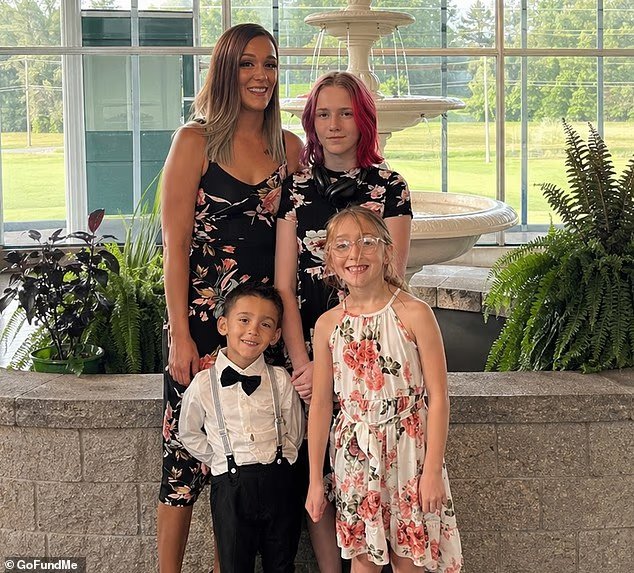 Une mère de trois enfants a été abattue après avoir