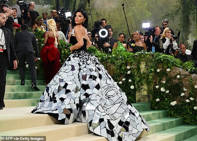 Vicious Met Gala prévoit d'humilier Lauren Sanchez et Jeff Bezos