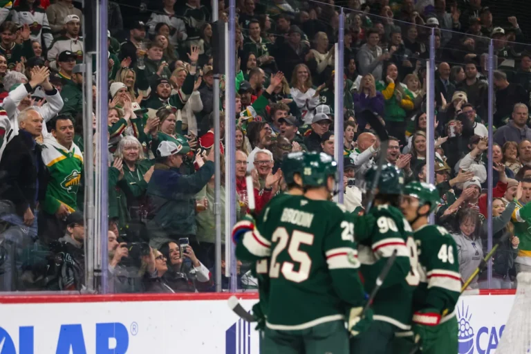 Wild a battu Kraken 5-2 pour une quatrième victoire consécutive,