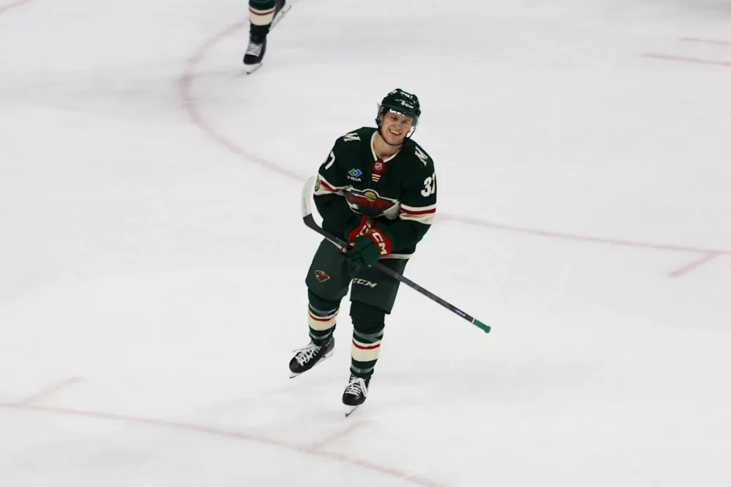 Wohlstetter a effectué 35 arrêts pour le Wild, aidant le