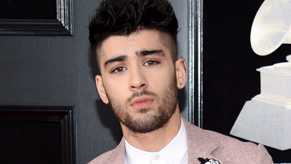Zayn Malik acusado de golpear al ex compañero de banda