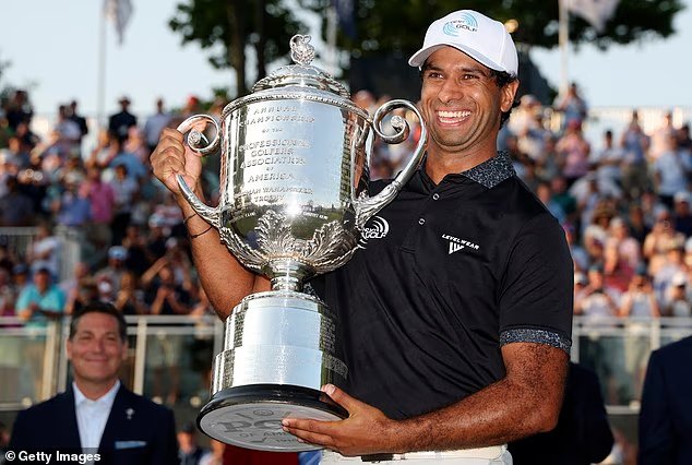Aaron Rye REMPORTE le Championnat PGA : l'opprimé né à