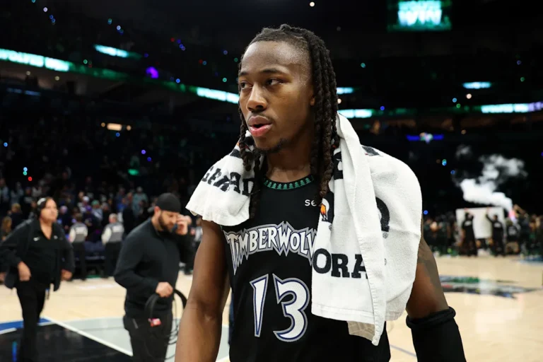 Ayo Dosunmu, le héros du match 4 des Timberwolves, ratera