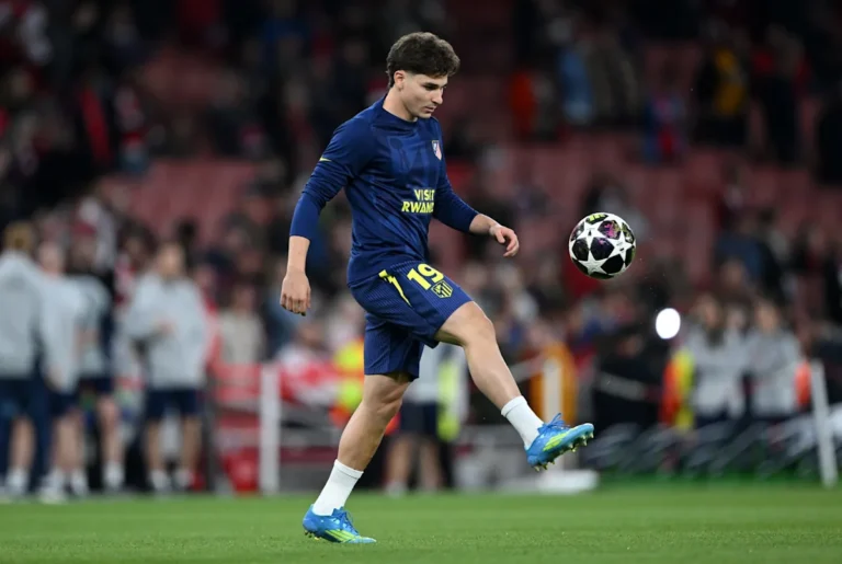 Barcelone prête pour un jeu tactique à la poursuite des