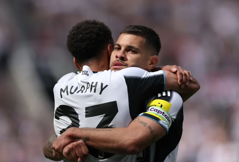 Brûlez 8 points, Botman 7.5 | Les joueurs de Newcastle