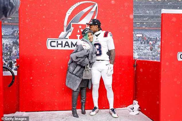 Cardi B et Stefon Diggs discutent de leur remise en
