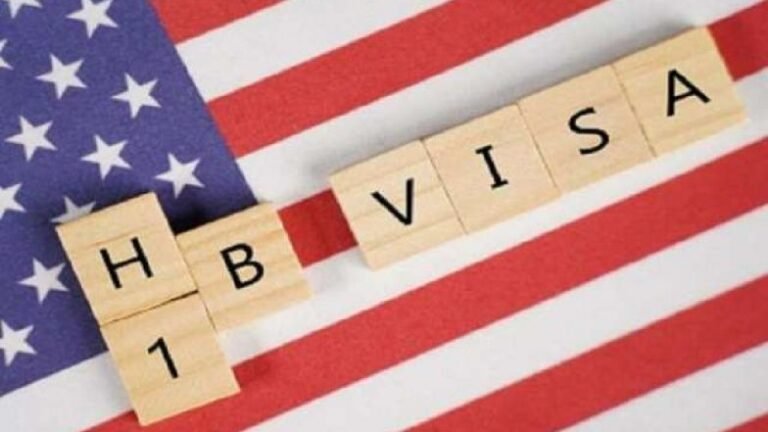 Date limite du visa H-1B : les professionnels indiens recherchent un
