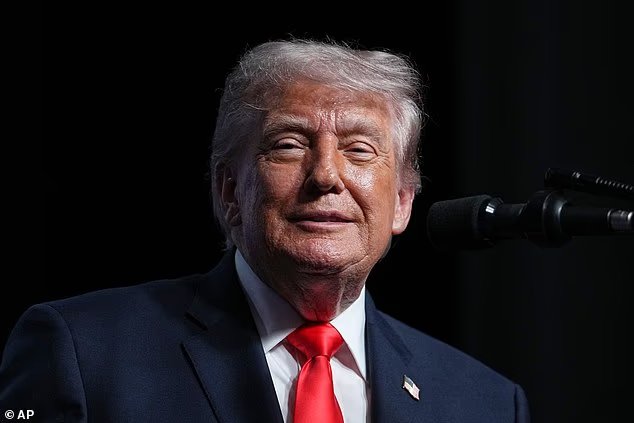 Donald Trump explique la VRAIE raison pour laquelle il n'a