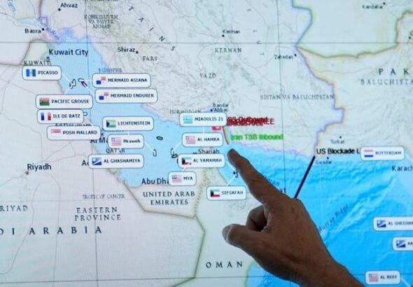 Dos misiles alcanzaron un buque de guerra estadounidense que intentaba