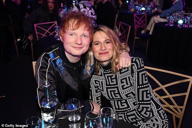 Ed Sheeran a fait signe à son label cette semaine