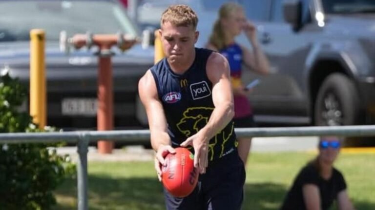 El adolescente de Brisbane Coby Evans está bajo investigación por