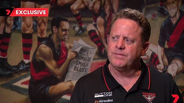 El director general de Essendon, Tim Roberts, respaldó la estrategia