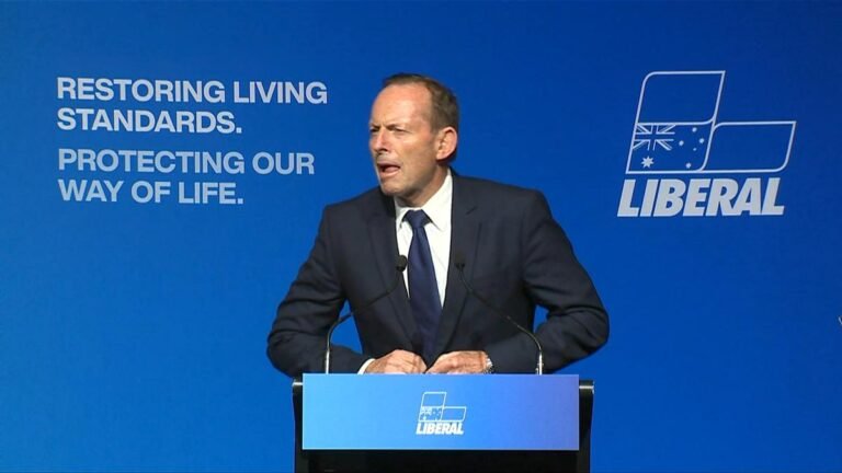 El ex primer ministro Tony Abbott fue nombrado presidente del