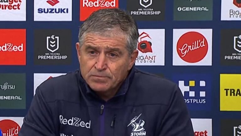 El jefe de fútbol de Melbourne Storm, Frank Ponissi, abandonó