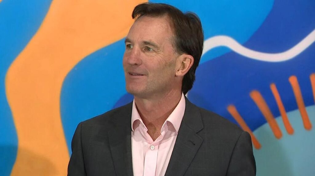 El jefe de la AFL, Andrew Dillon, ha esbozado un