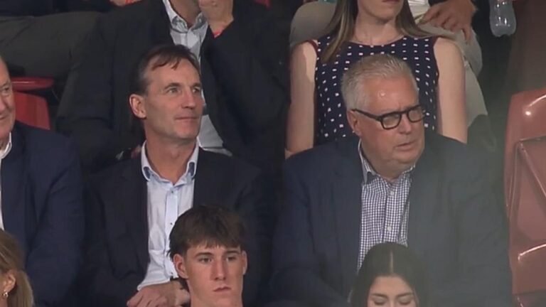 El jefe de la AFL tiene tres balas vivas después