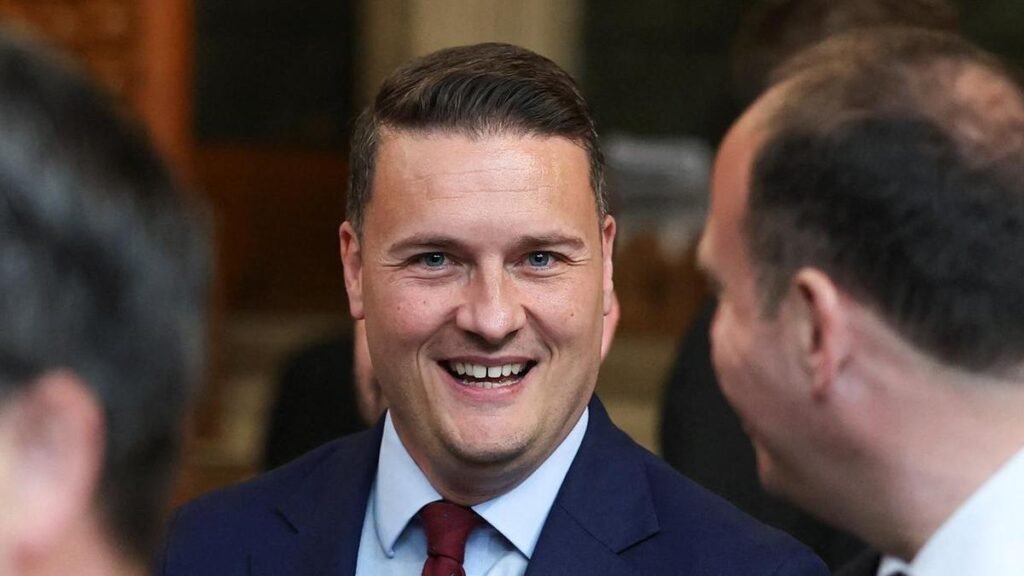 El ministro de Salud del Reino Unido, Wes Streeting, dimitió